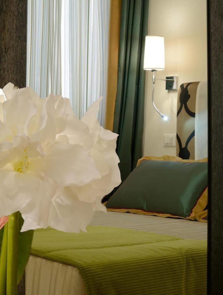 Hotel Frattina 122 Roma Exterior foto